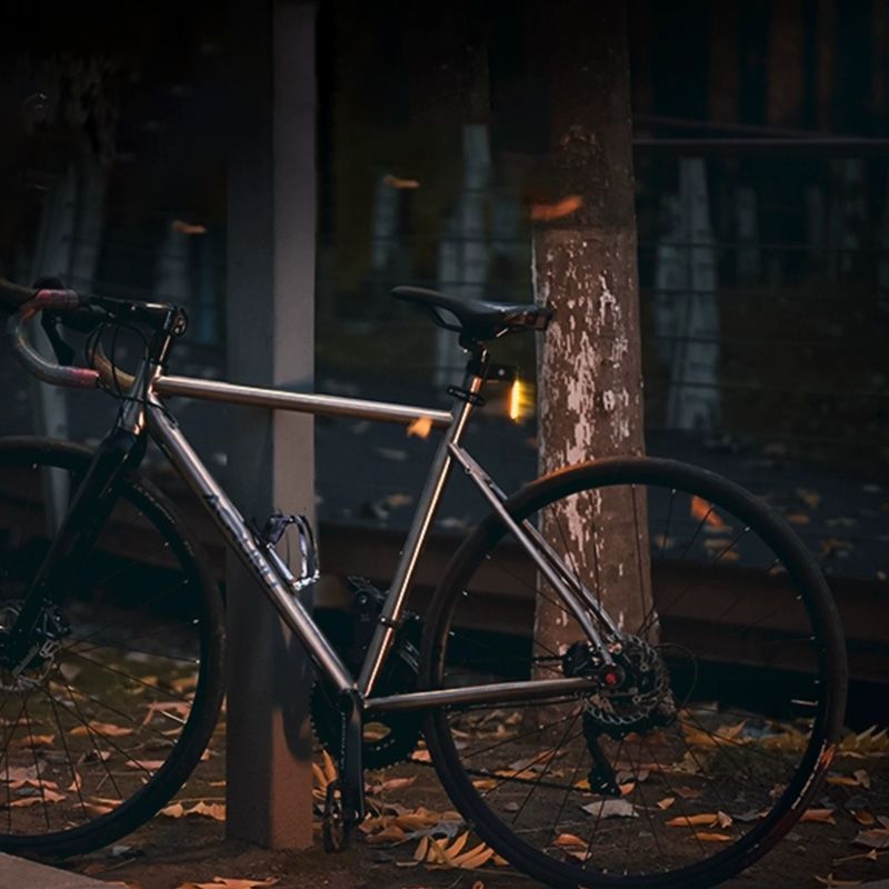 Ultra-Bright LED Bike Tail Light – USB Rechargeable Waterproof Rear Lamp for Safe Night Rides | 40 Lumens, 4 Light Modes, Easy Mount, Stylish Gift for Cyclists