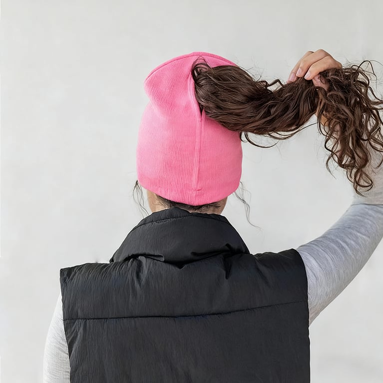 🔥FreeTail Magnetic Beanie – Stay Warm, Stay Stylish