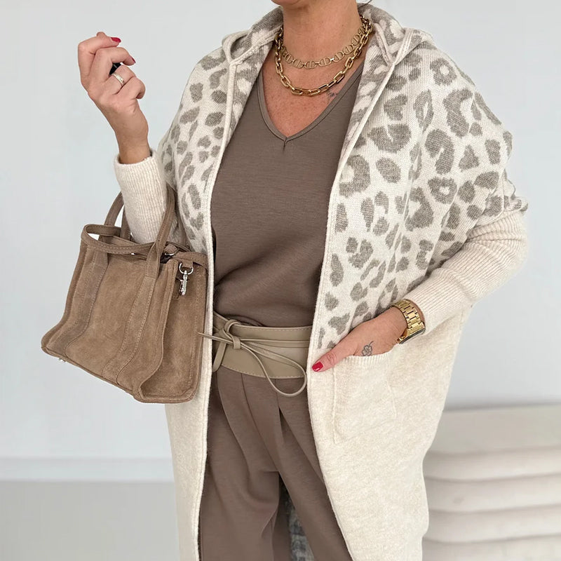 🐆 Wild Warmth Knit Jacket – Cozy Hooded Leopard Print with Pockets