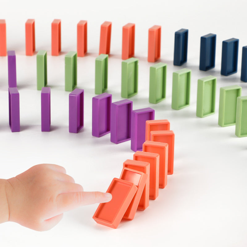 Automatic Domino Train