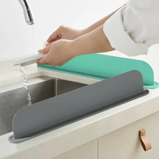 🍃Full-Suction Cup Silicone Sink Splash Guard