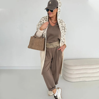 🐆 Wild Warmth Knit Jacket – Cozy Hooded Leopard Print with Pockets