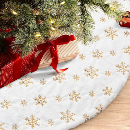 Beautiful Christmas Tree Skirt: Holiday Atmosphere