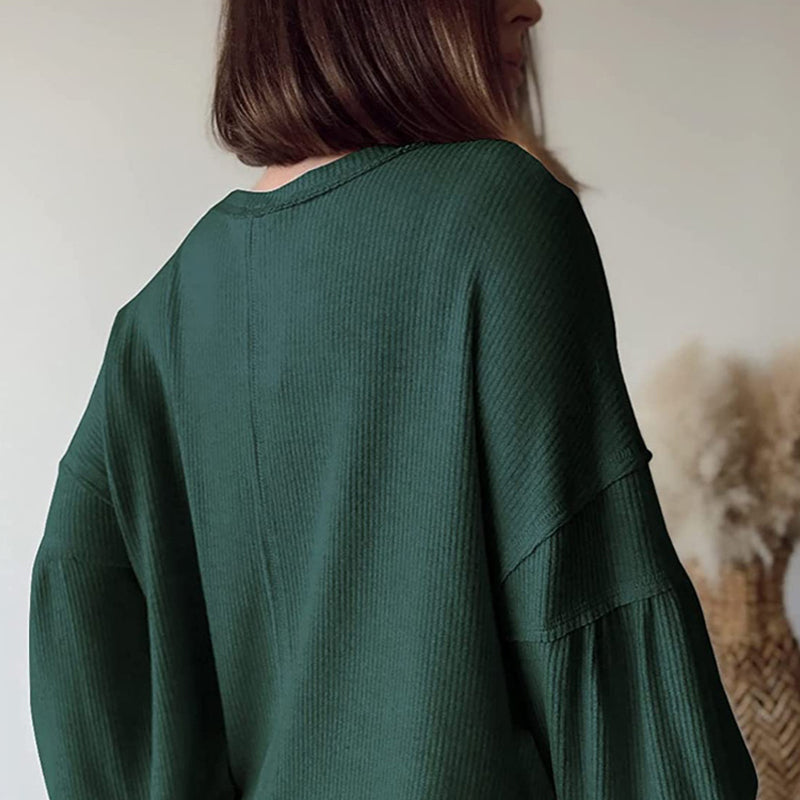 ✨ Women’s Casual V-Neck Knit Top – Soft, Flattering & Perfect for Any Occasion