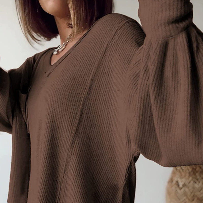 ✨ Women’s Casual V-Neck Knit Top – Soft, Flattering & Perfect for Any Occasion