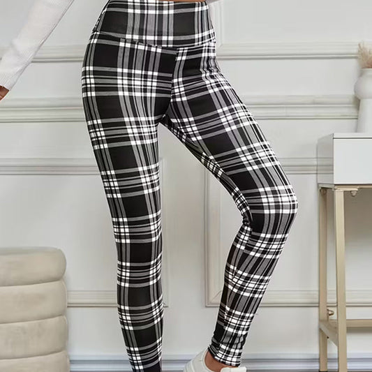 Fleece-Lined Plaid Leggings for Women – Soft, Stretchy & Stylish Winter Essential 🧣