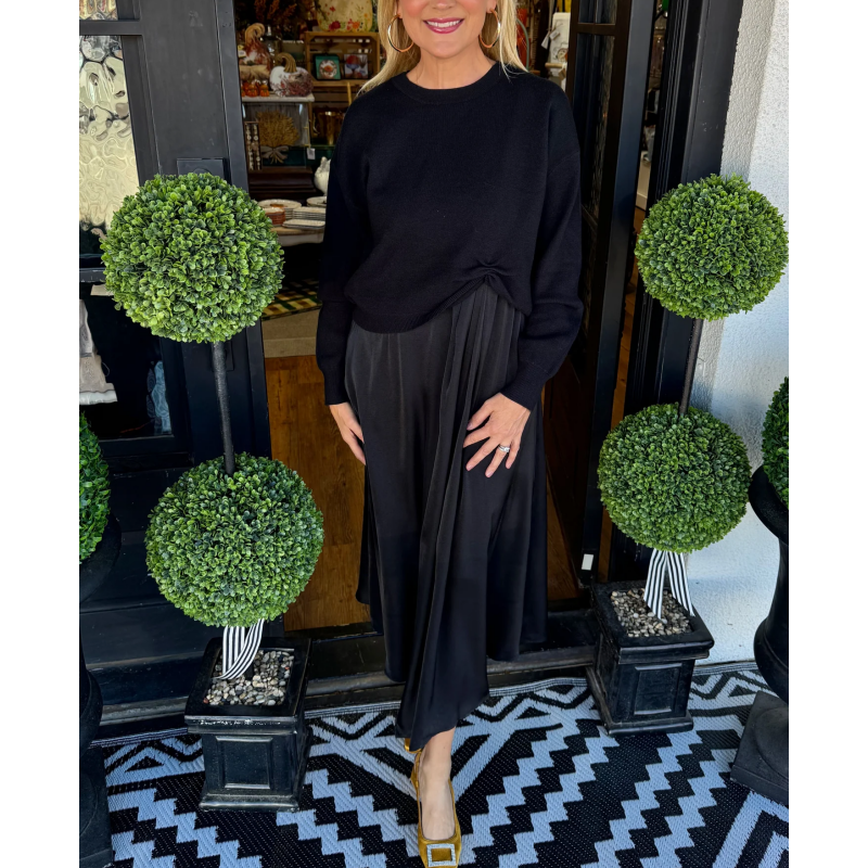 ✨ Twist & Flow 2-Piece Set – Effortless Elegance for Every Occasion 🌸