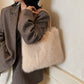 💖 Black Friday Luxury Edition – Plush Oversized Fluffy Tote Bag